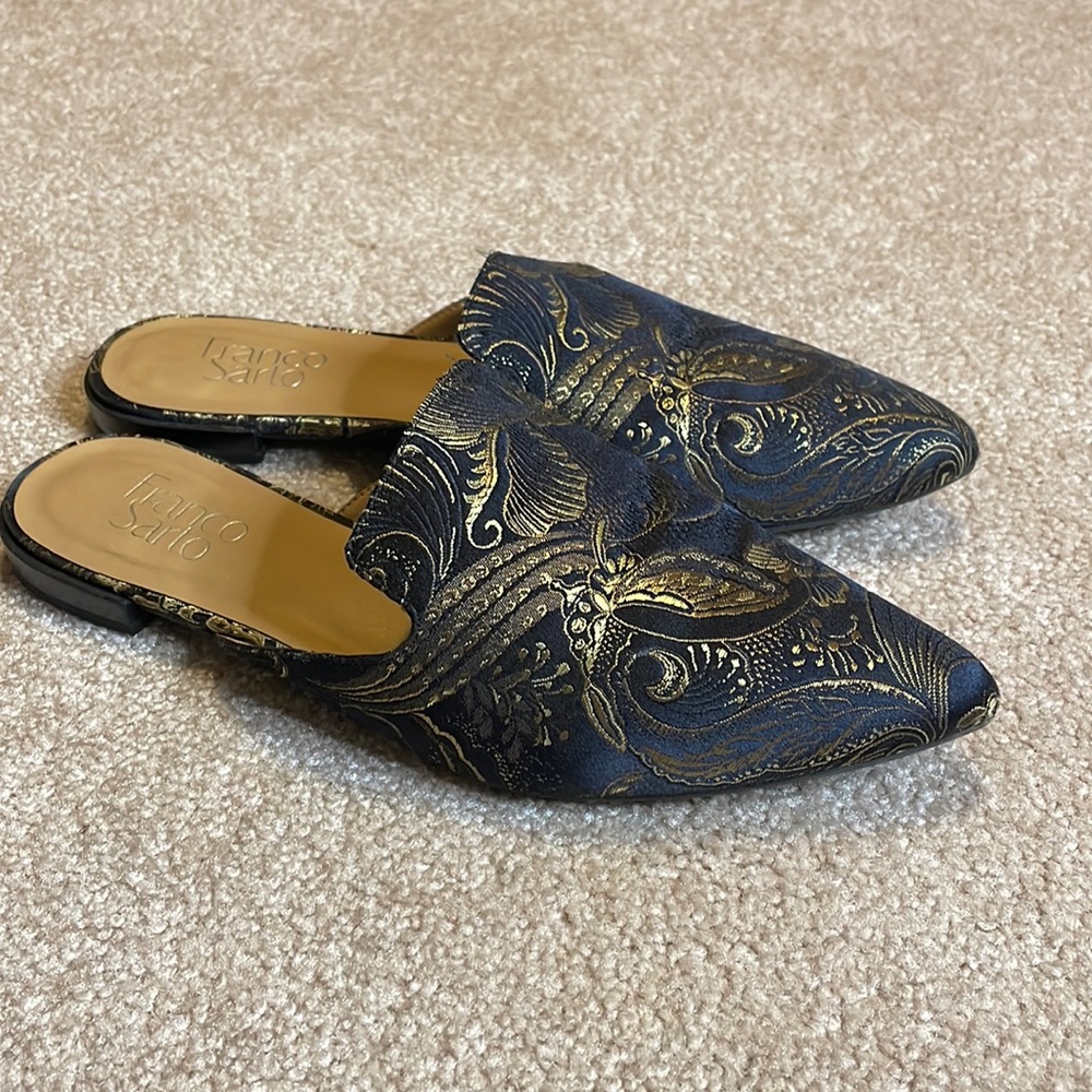 Franco Sarto Russo gold & black patterned mule slides/flats